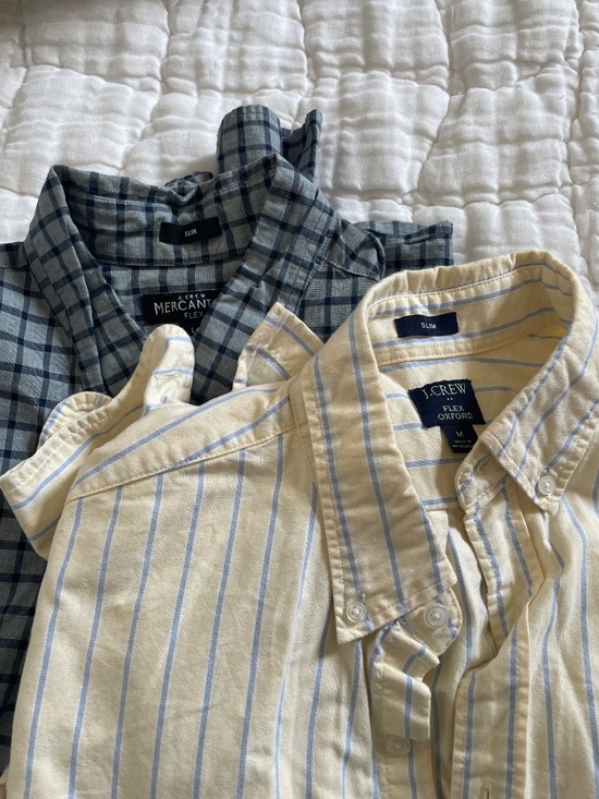Button down shirts - Picture 2 of 4